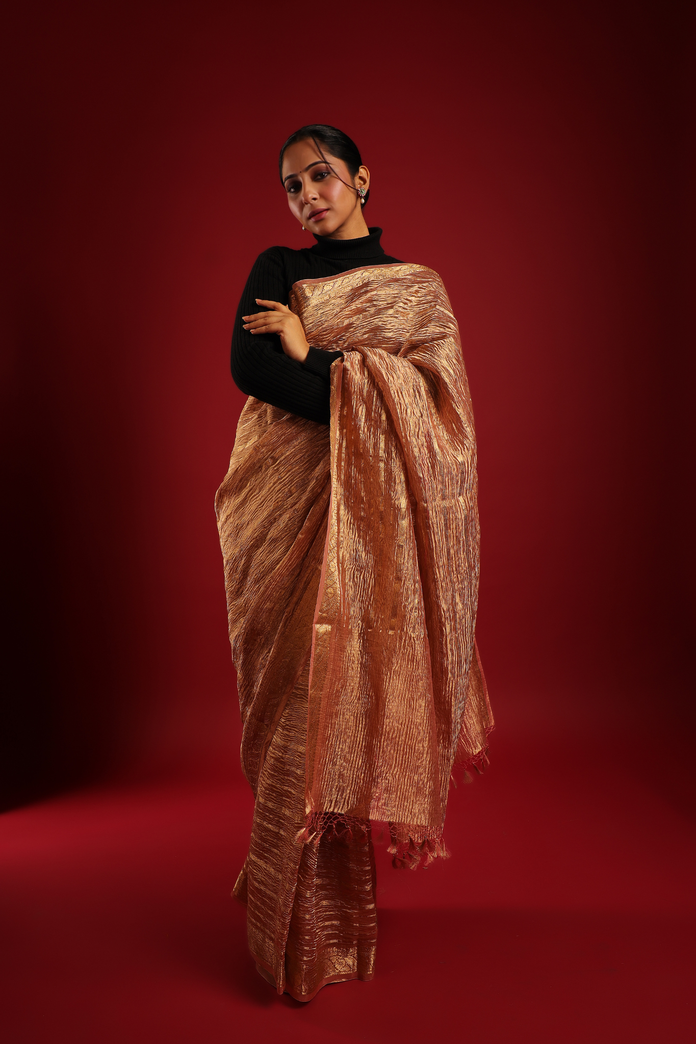 Elegant Blush Pink and Gold Stripe Pure Crushed Katan Tissue Banarasi Saree