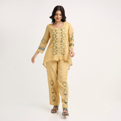 Chikankari Co ord in Gold Silk Tissue Green embroidery