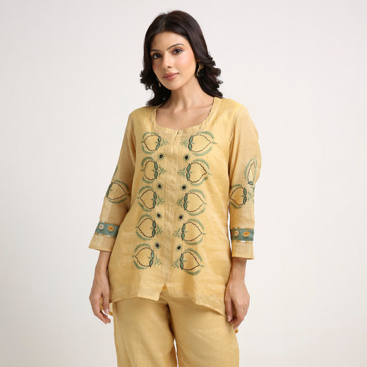 Chikankari Co ord in Gold Silk Tissue Green embroidery