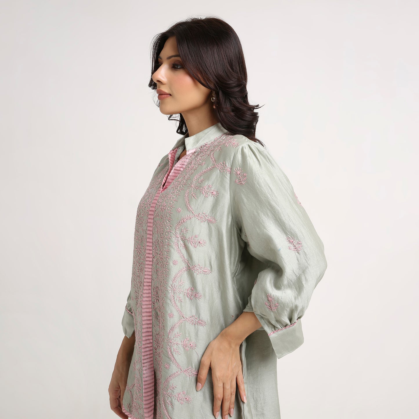 Chikankari Co ord in Sage Green Chanderi Silk with Dusty Pink embroidery
